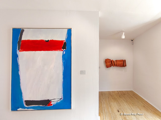Guerrero "Blanco, rojo, azul" - Museo Arte Abstracto Español, Cuenca, por El Guisante Verde Project