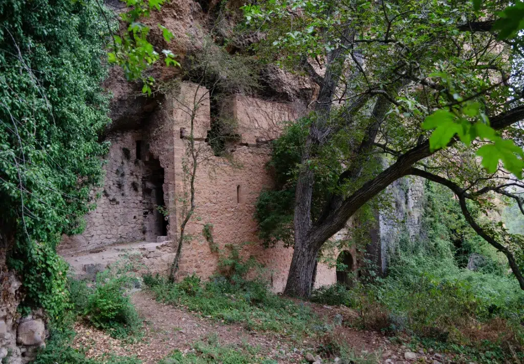 Castillo Castañares de las cuevas. Por Diego.