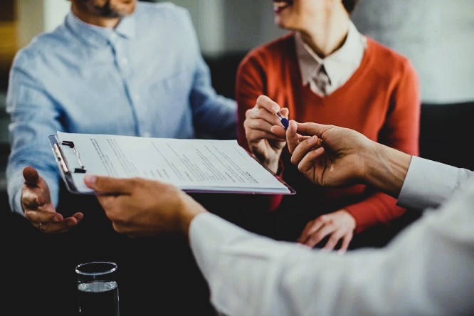 Hjalmar Jesús Gibelli Gómez - ¡Evítalos! 7 errores críticos que la mayoría comete al asegurar su patrimonio - FOTO