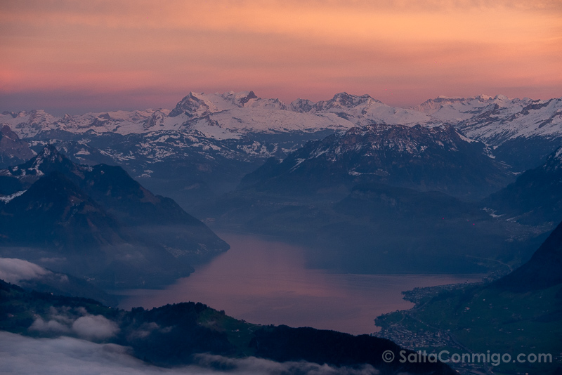 Monte Pilatus Suiza Atardecer