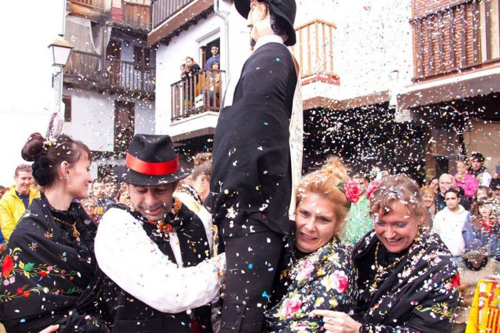 El peropalo está declarada fiesta de interes turístico de Extremadura