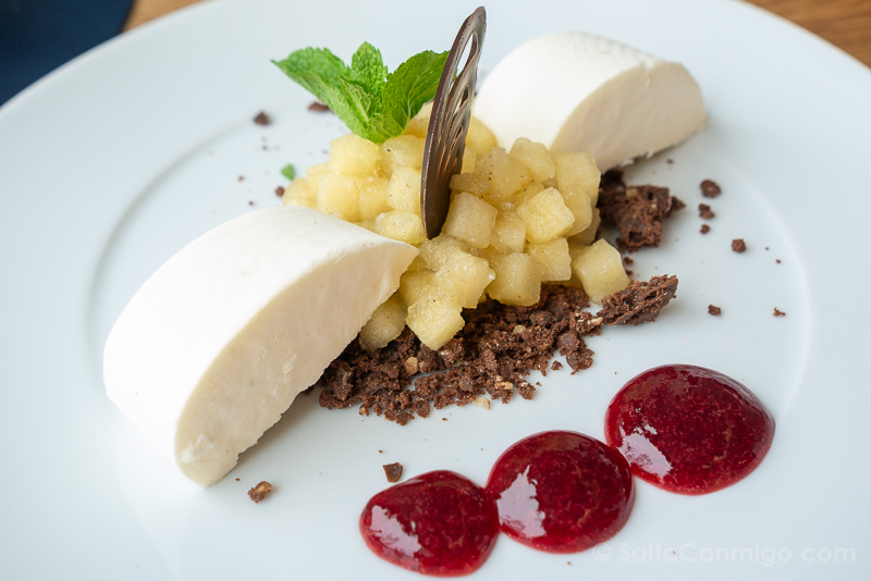 Restaurantes Donde Comer en Lucerna Barco Postre Manzana