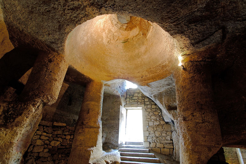 Que Hacer en Saint-Emilion Catacumbas Pozo