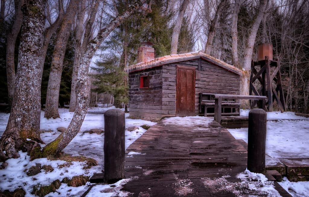 Caseta en el Bosque de Finlandia, Rascafría Madrid. Por Hernan Bua.