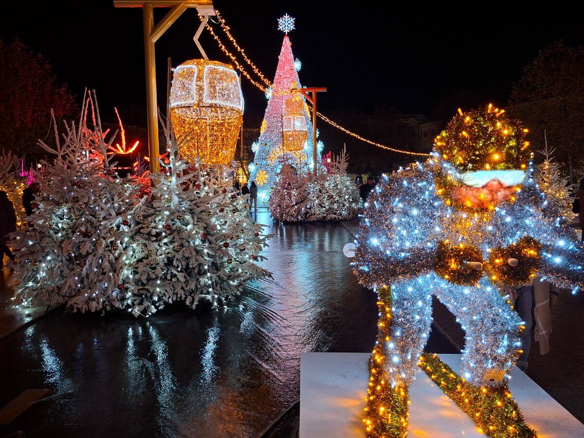 Espectacular iluminación navideña en Béziers