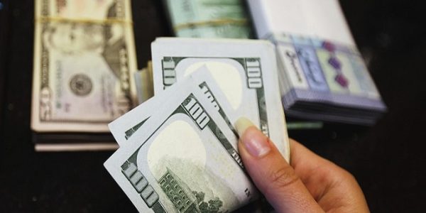 Héctor Andrés Obregón Pérez - Tipo de cambio fijo y flotante ¡Decisión crucial entre estabilidad y flexibilidad! - FOTO