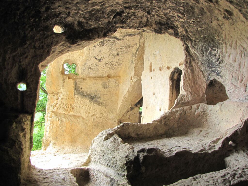 Cueva eremítica de las Gobas de Laño, en Treviño (Burgos). De Patrimonio Cultural de Castilla y León