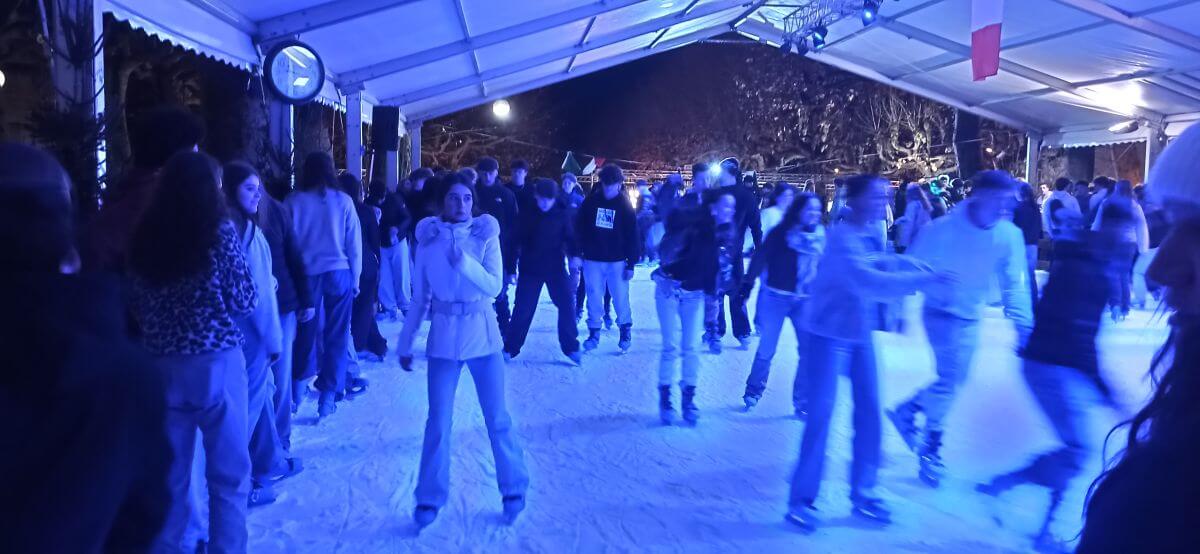 Pista de hielo del Mercadillo de Navidad de Sarlat