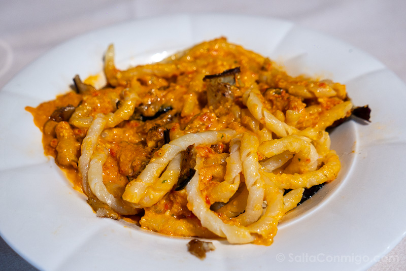 Platos Tipicos de Sicilia Busiate Trapanese Cantina Siciliana