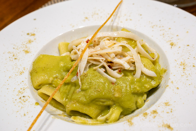 Donde Comer en Trapani La Bettolaccia Paccheri Piselli Calamari