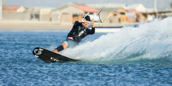 Alberto Constantino Konrad Davila y los Deportes Acuáticos