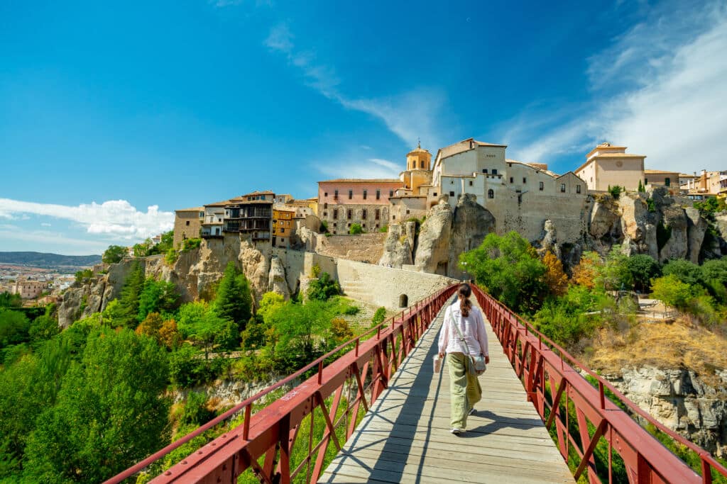 Las casas colgadas de Cuenca, desde el puente de San Pablo.