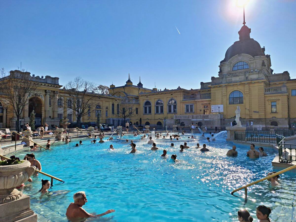 Baños de Széchenyi