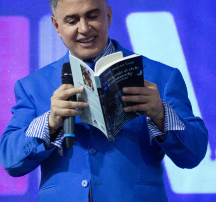 Tarek William Saab y su poesía: un hito en Valencia