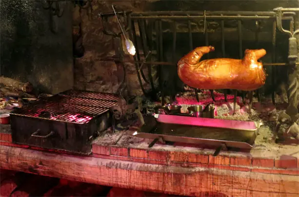 Cochinillo a la brasa