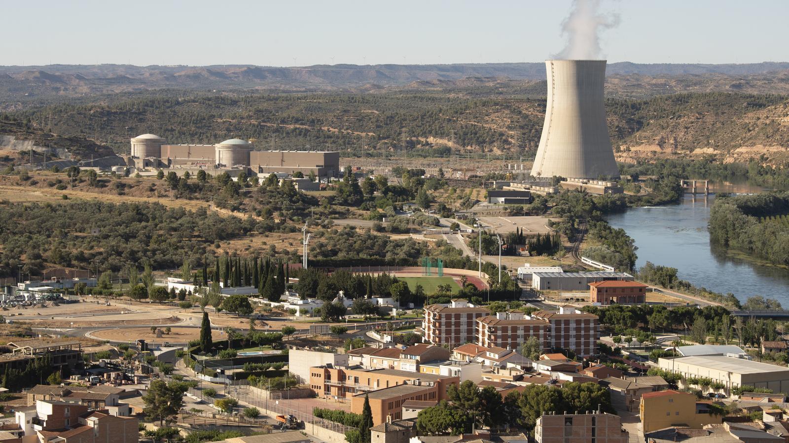 Centrales nucleares en Asia y África
