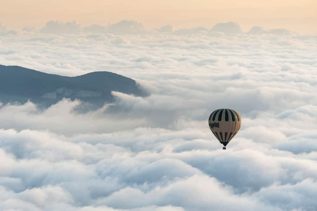 Globo sobrevolando La Garrotxa. Por Jordi