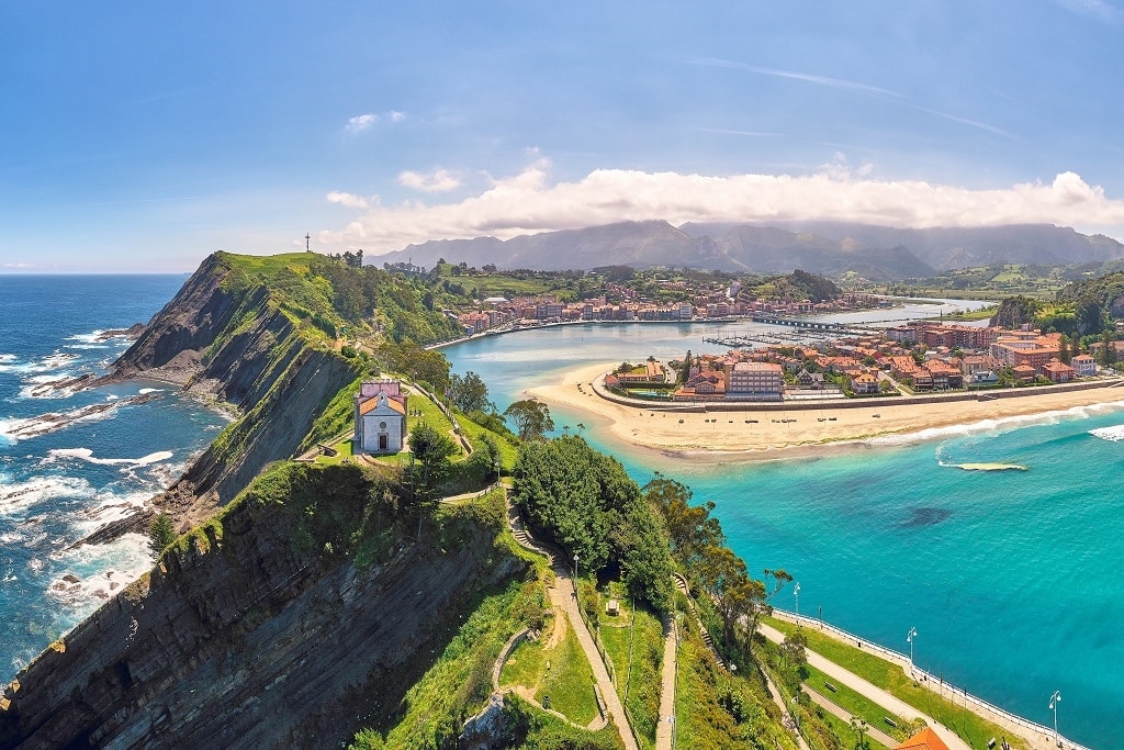 Vista aérea de Ribadesella (Asturias).