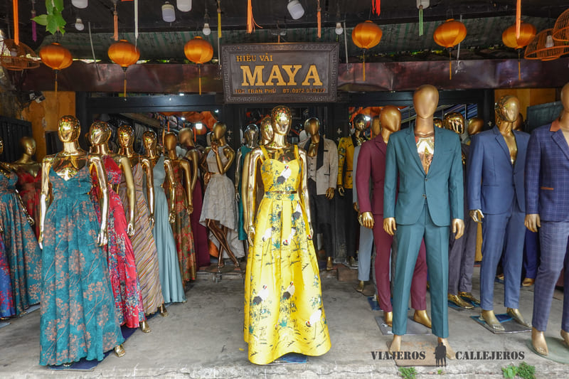 Comprar un traje a medida, una de las cosas que hacer en Hoi An