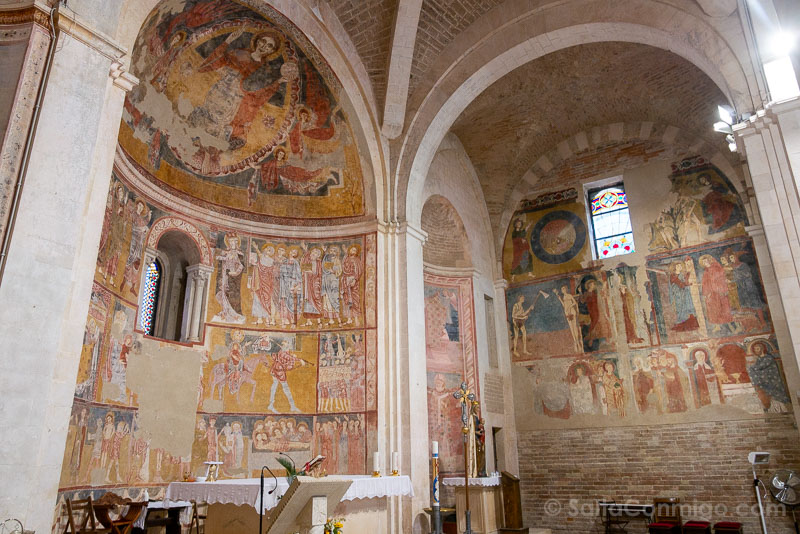 Abadias Medievales de los Abruzos Santa Maria di Ronzano Frescos
