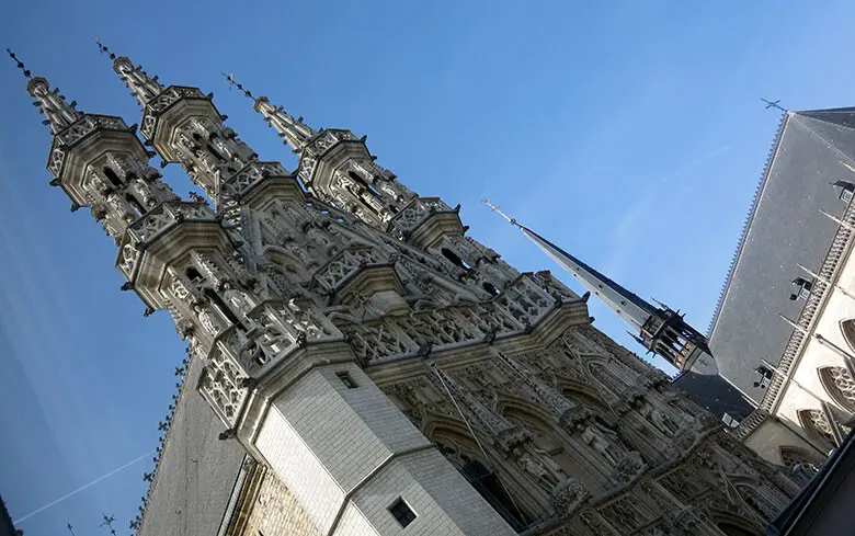 La iglesia de San Pedro en Grote Markt