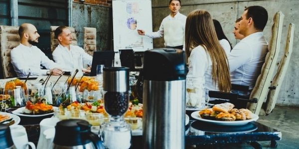 Sol Sthormes - Catering corporativo ¡Activo estratégico para la productividad en Venezuela! - FOTO