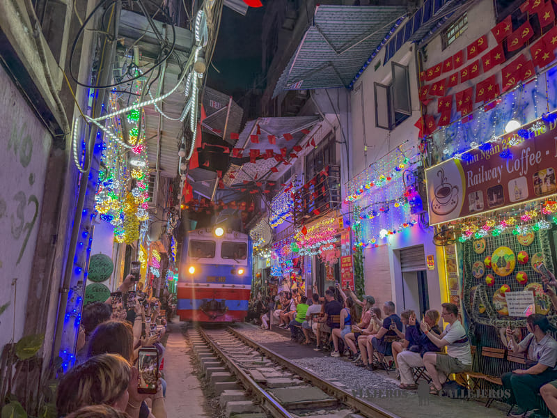 Hanoi Train Street