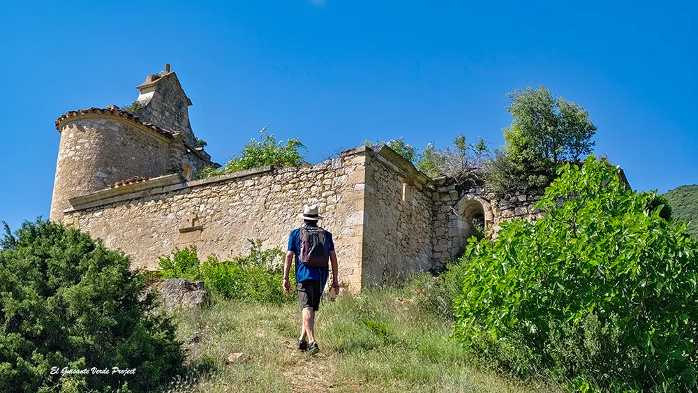 Ermita de San Pedro de Plágaro, por El Guisante Verde Project