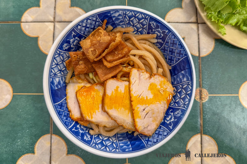 Cau Lau