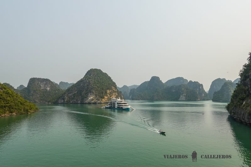 Crucero por la Bahía de Halong
