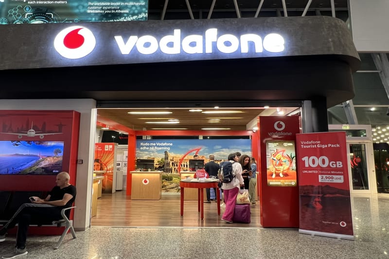 Vodafone en el aeropuerto de Tirana para tener internet en Albania