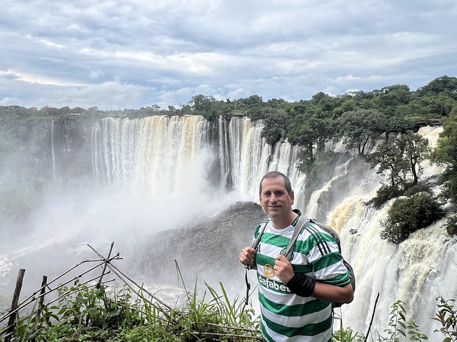 Sele en las cascadas de Kalandula (Angola)