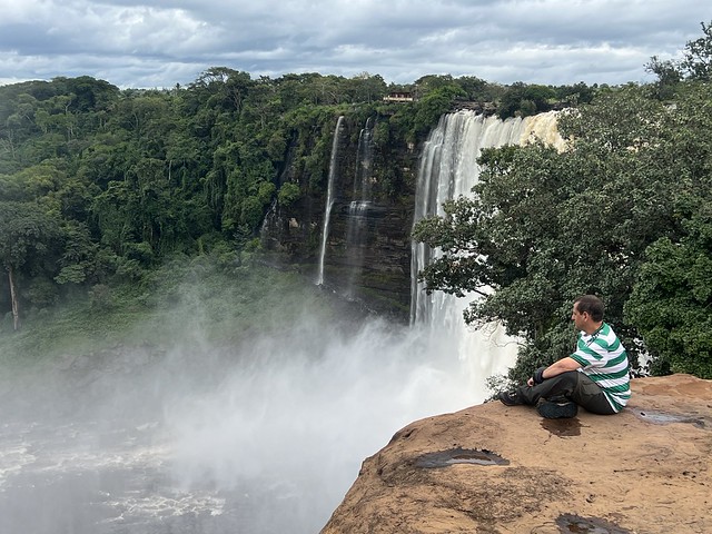 Sele en las cascadas de Kalandula (Angola)