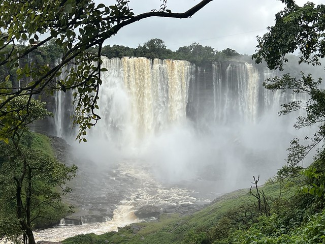 Otra perspectiva de las cascadas de Kalandula (Angola)