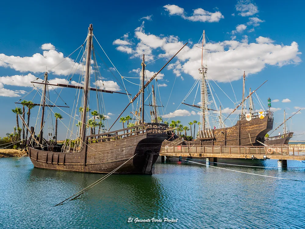 Muelle de las Carabelas, La Niña - Huelva Muelle de las Carabelas, La Niña - Huelva, por El Guisante Verde Project
