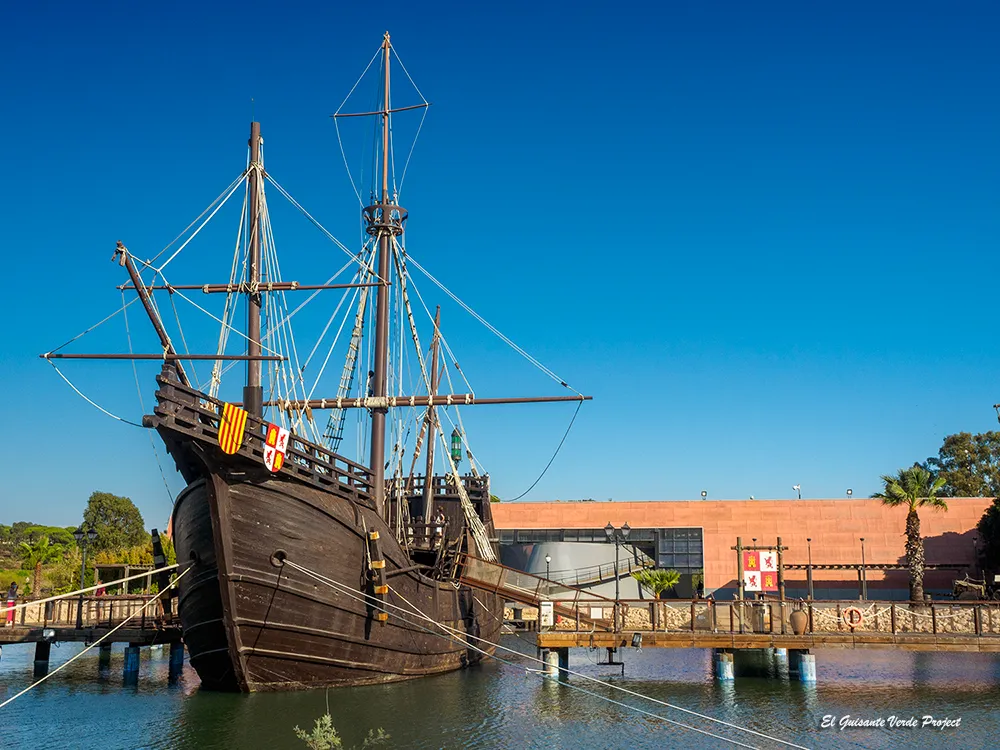 Muelle de las Carabelas, nao Santa María - Huelva Muelle de las Carabelas, nao Santa María - Huelva, por El Guisante Verde Project