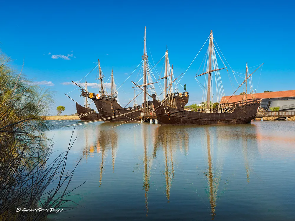 Muelle de las Carabelas - Huelva Muelle de las Carabelas - Huelva, por El Guisante Verde Project