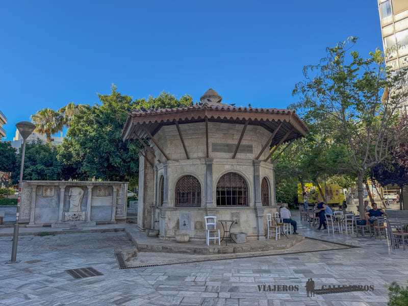 Fuente Bembo que ver en heraklion