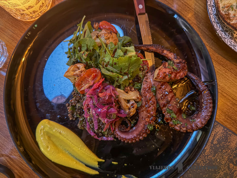 Pulpo a la brasa