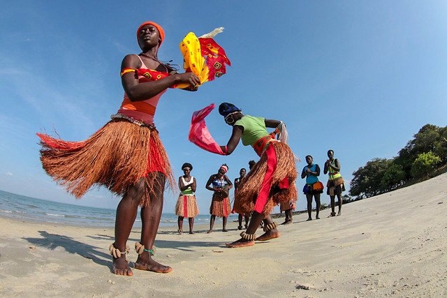 Gente de la etnia bijagós en Guinea-Bissau