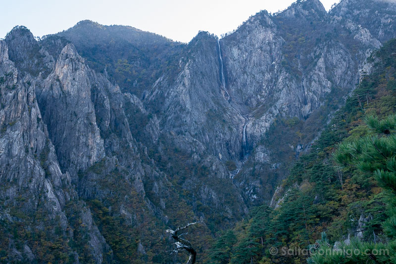 Que Ver en Seoraksan Corea Catarata Towangseong
