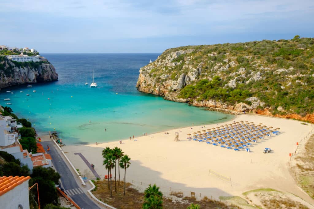Cala en Porter (Menorca). Por Elena Krivorotova.