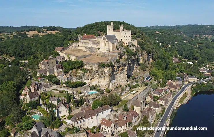 Beynac-et-Cazenac en la Dordoña